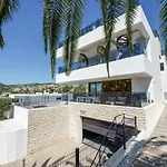 Villa Luxury With Breathtaking Views In By Lodgerstrip Marbella
