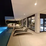 Villa Luxury With Breathtaking Views In By Lodgerstrip