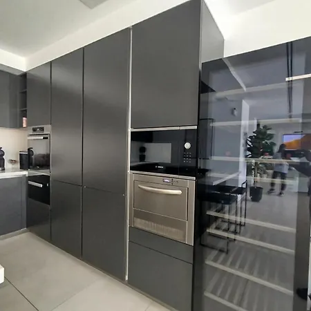 Luxury With Breathtaking Views In By Lodgerstrip Vila