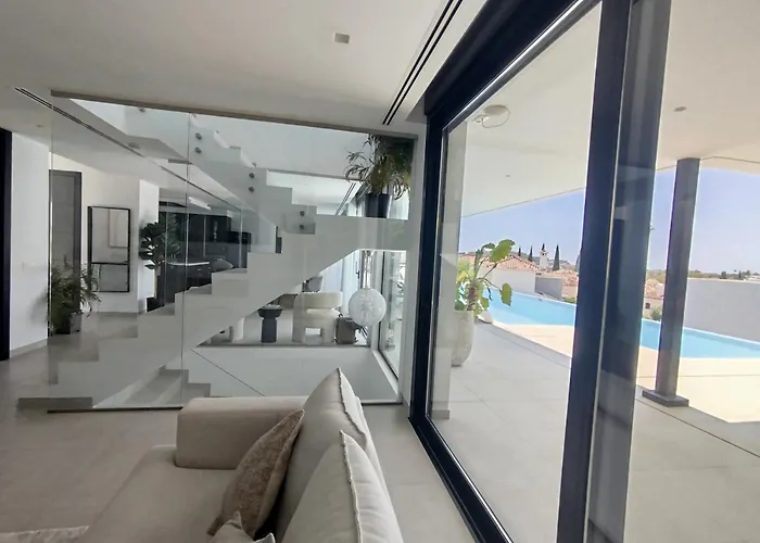 Luxury With Breathtaking Views In By Lodgerstrip Marbella