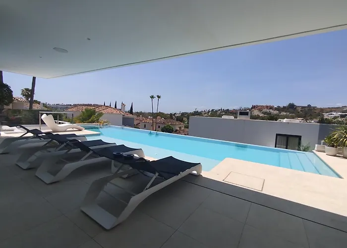 Luxury With Breathtaking Views In By Lodgerstrip Villa