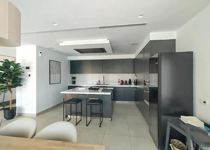 Luxury With Breathtaking Views In By Lodgerstrip Marbella