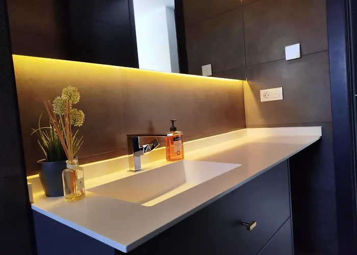 Villa Luxury With Breathtaking Views In By Lodgerstrip *