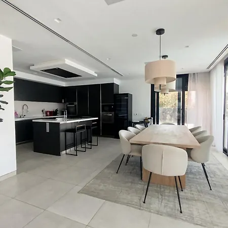 فيلة Luxury With Breathtaking Views In By Lodgerstrip ماربيا