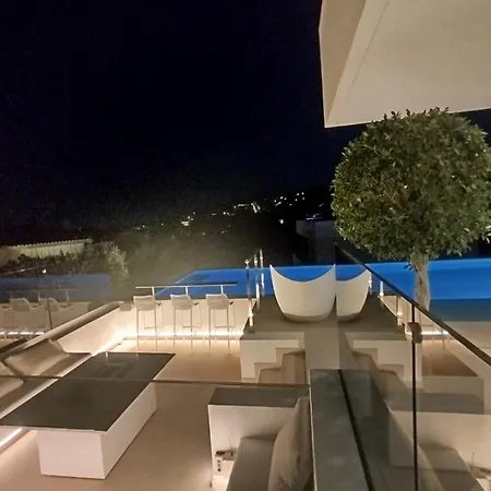 빌라 Luxury With Breathtaking Views In By Lodgerstrip *