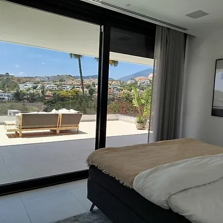 빌라 Luxury With Breathtaking Views In By Lodgerstrip *