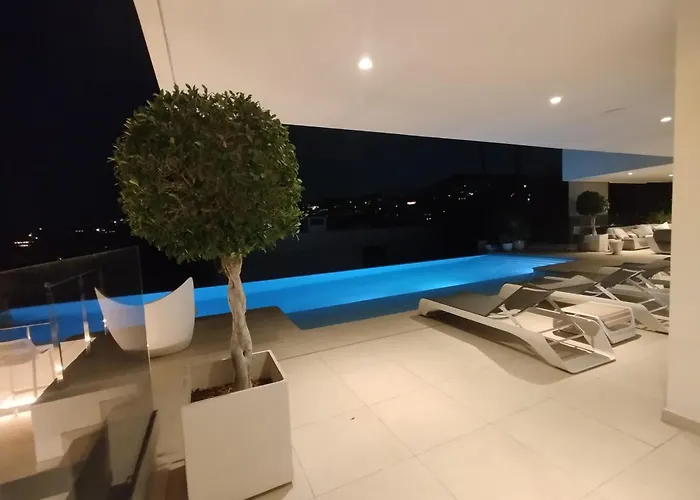 Vila Luxury With Breathtaking Views In By Lodgerstrip Marbella