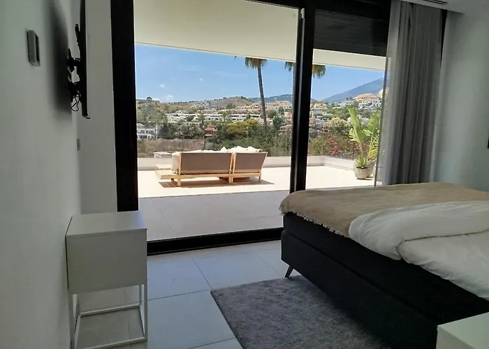 Vila Luxury With Breathtaking Views In By Lodgerstrip Marbella
