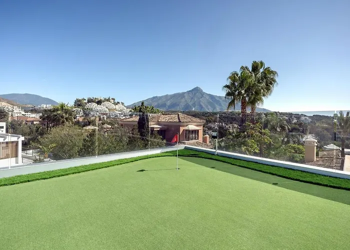 Luxury With Breathtaking Views In By Lodgerstrip * Marbella